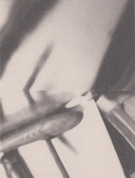 025